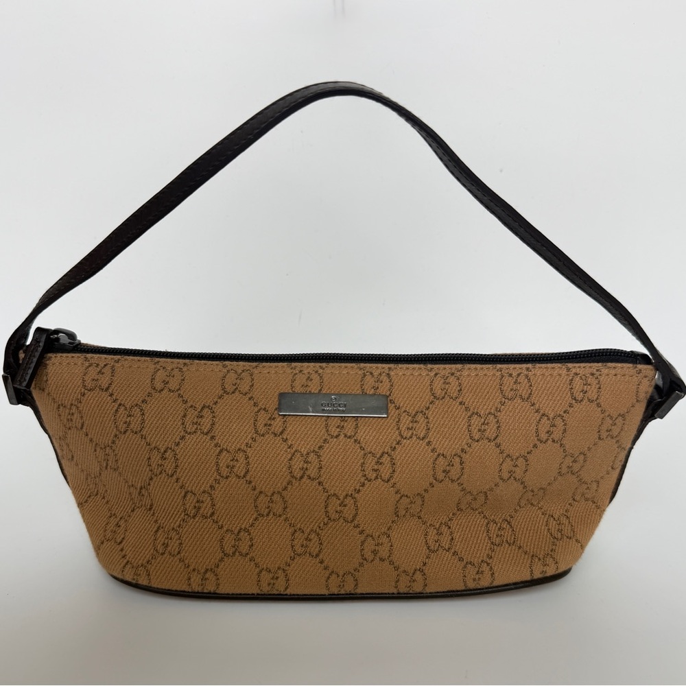 Vintage Gucci boat pochette shoulder bag in khaki / beige